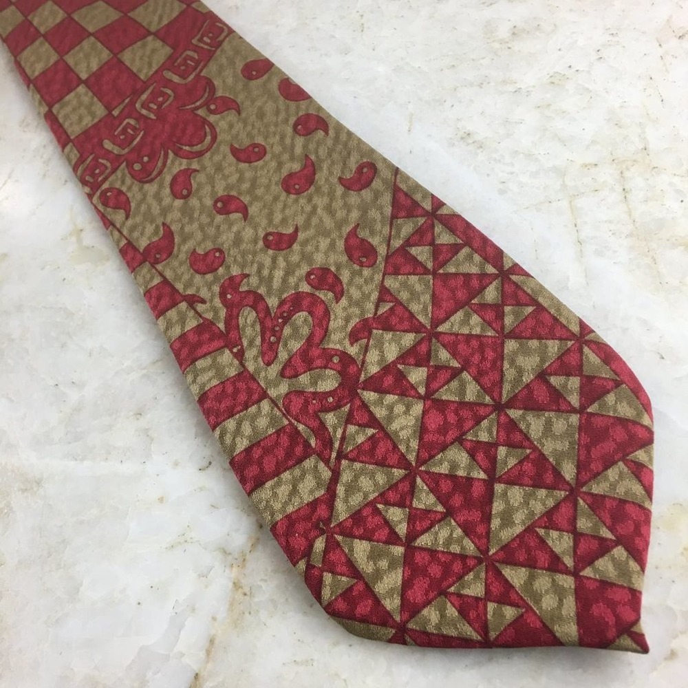 EMINENT TIE